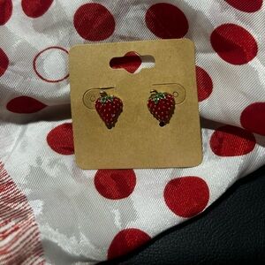 New Cute Strawberry Stud Earrings – Gold Tone Colorful Fruit funny Jewelry